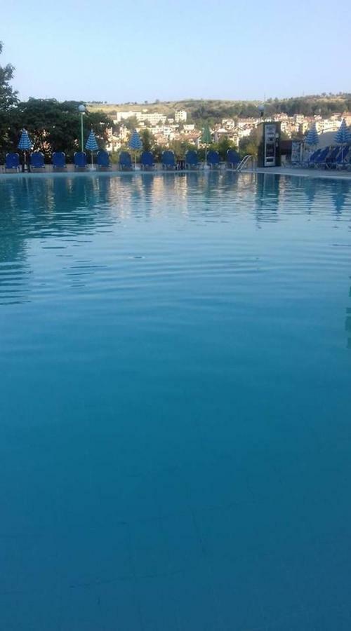 Panorama Hotel Sandanski Esterno foto